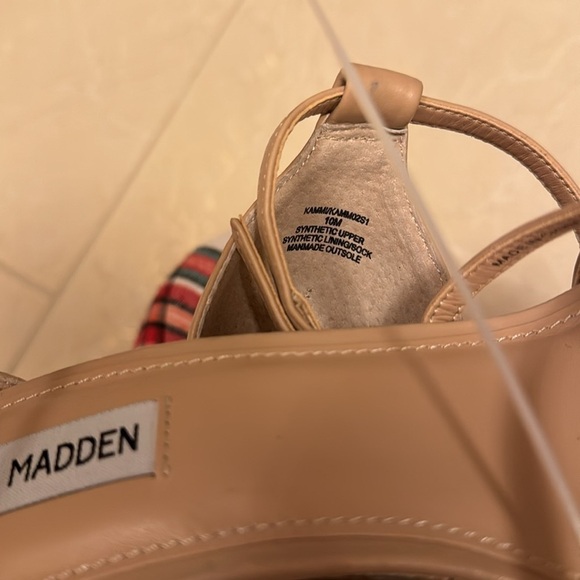 NEW! Steve Madden Natural Kammi Strappy Platform Sandal - Size 10 - Picture 16 of 16